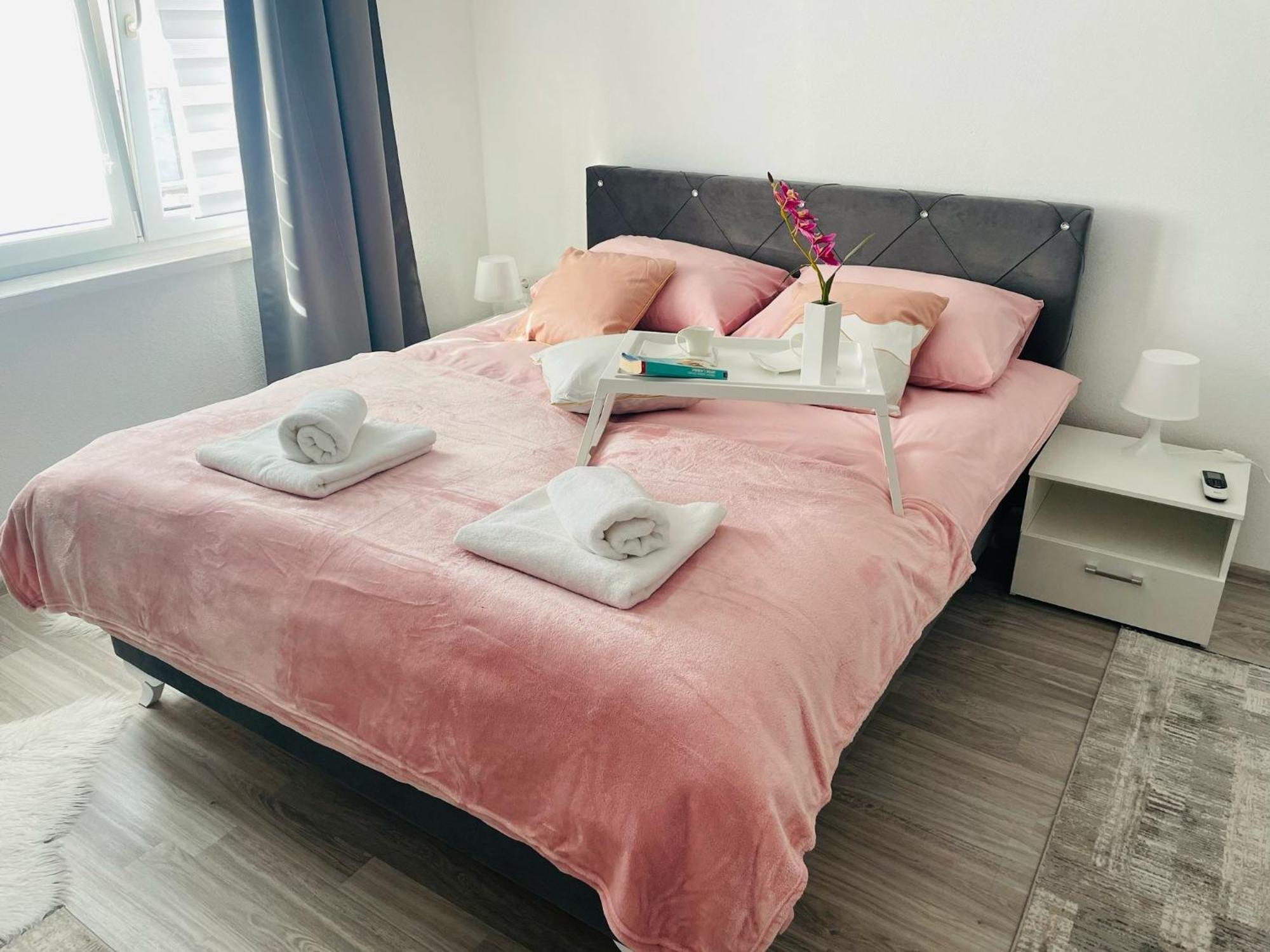 Apartment Zara Біхач Екстер'єр фото