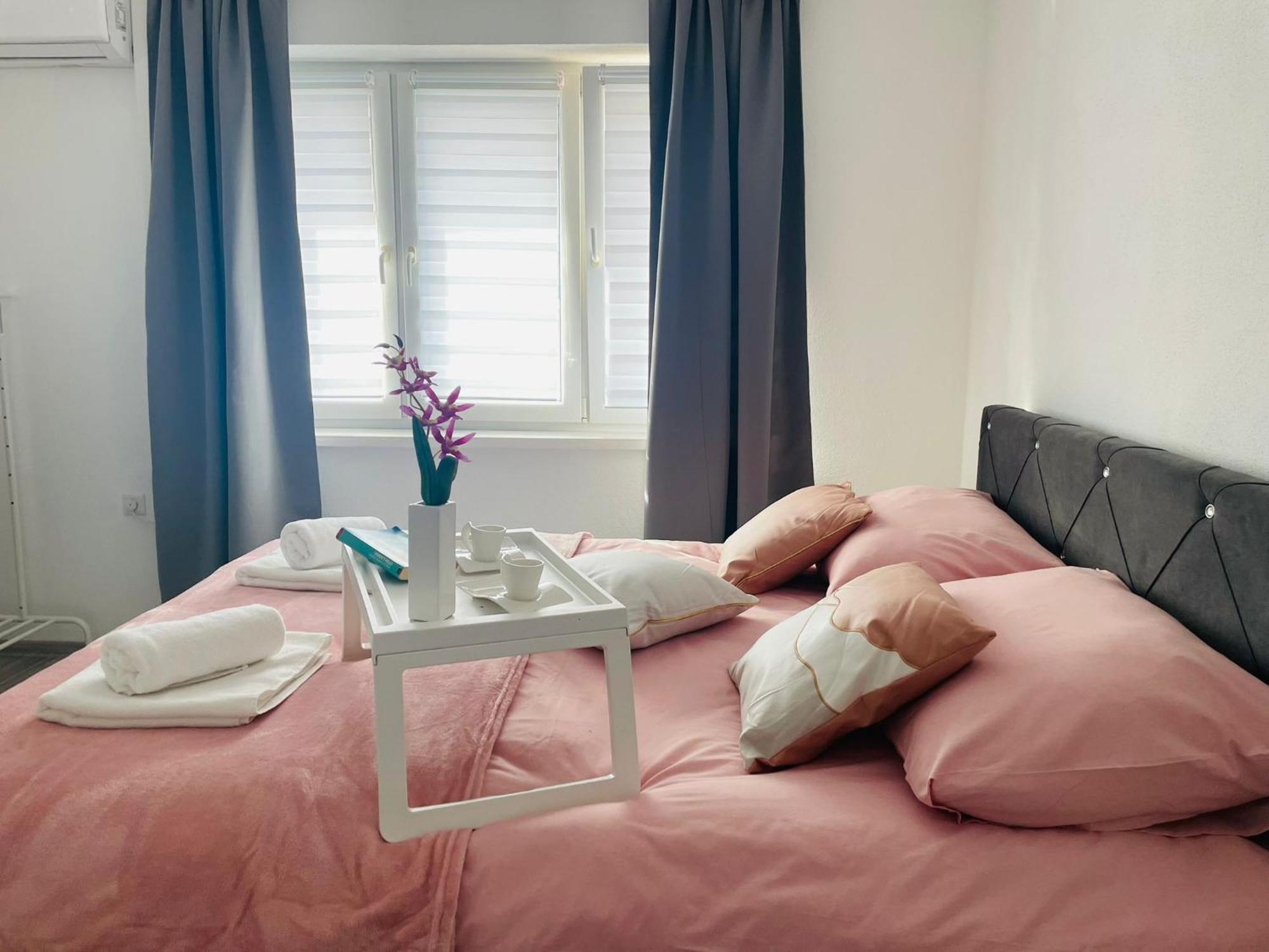Apartment Zara Біхач Екстер'єр фото