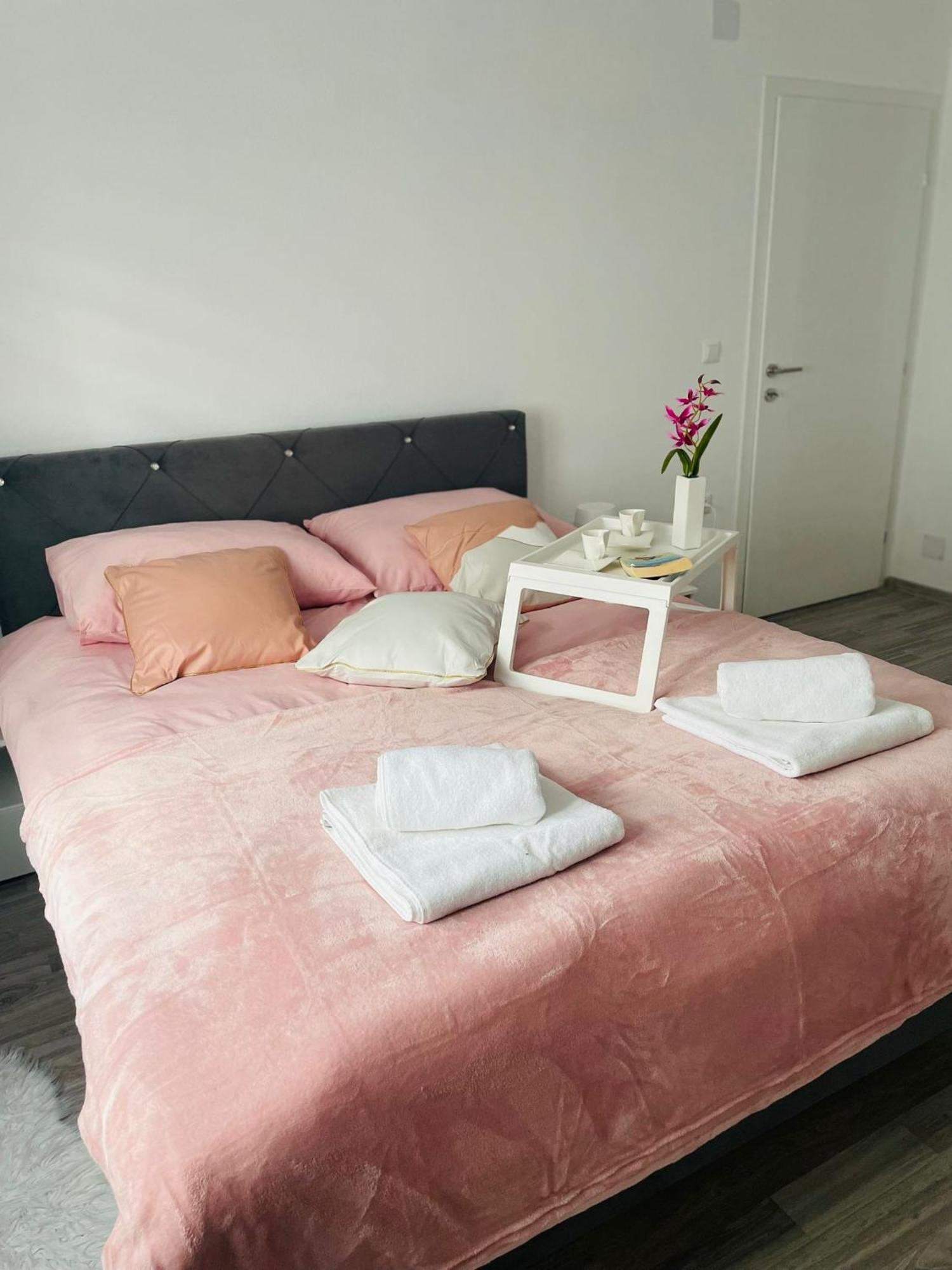 Apartment Zara Біхач Екстер'єр фото